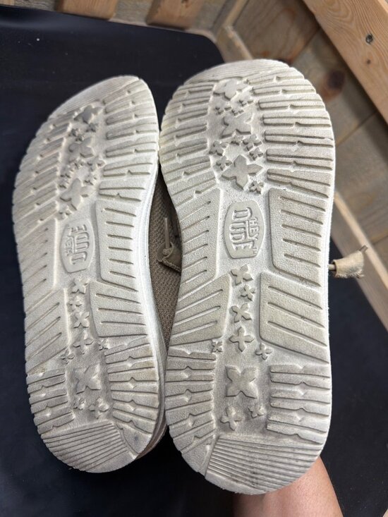 Hey Dude Wally Sport Mesh Mens Size 8 Tan White Loafers Sneakers Shoes 40403-25W main image 3